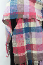 Load image into Gallery viewer, Lovely warm 5 colour plaid scarf
